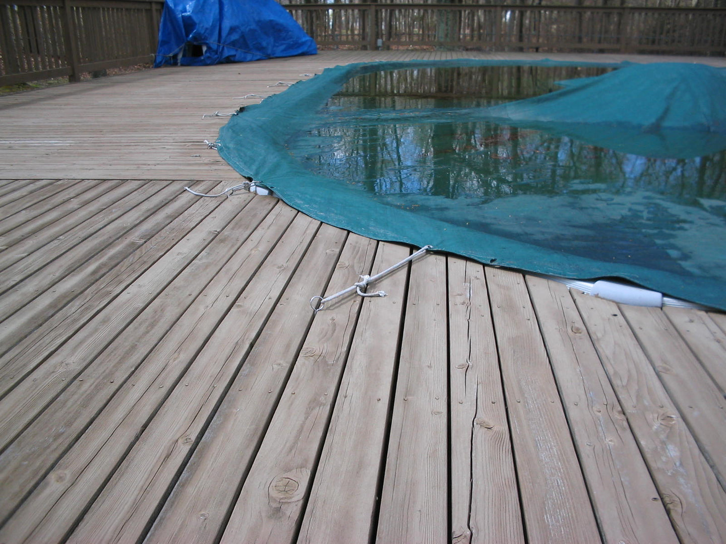 Deck-Tiedown Clips